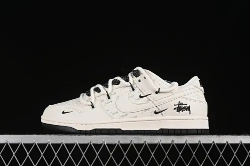 All Categories Nk SB Dunk Series Nk SB Dunk Low High-end Customized Low-top Sneakers Nk SB Dunk Low Stussy Series-Off White White Hook Anniversary High-end Customized Low-top Casual Sneakers SJ2068-276
